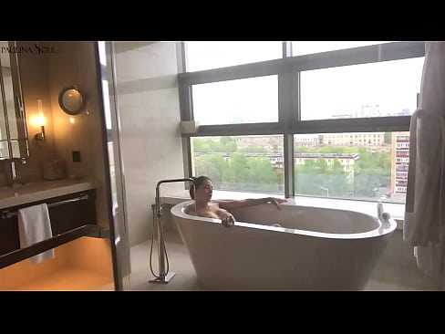 ❤️ Sayang yang luar biasa dengan penuh semangat menyentak vaginanya di kamar mandi ❤️❌ Porno di id.com-porn-mz.ru ️❤